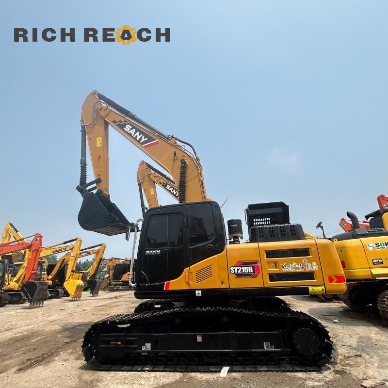 Main hydraulic pump and control valve of a 2020 SANY 215H excavator priced at $31,944